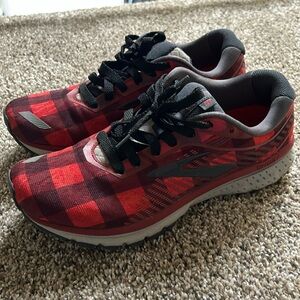 Brooks Ghost Plaid Gym Shoes